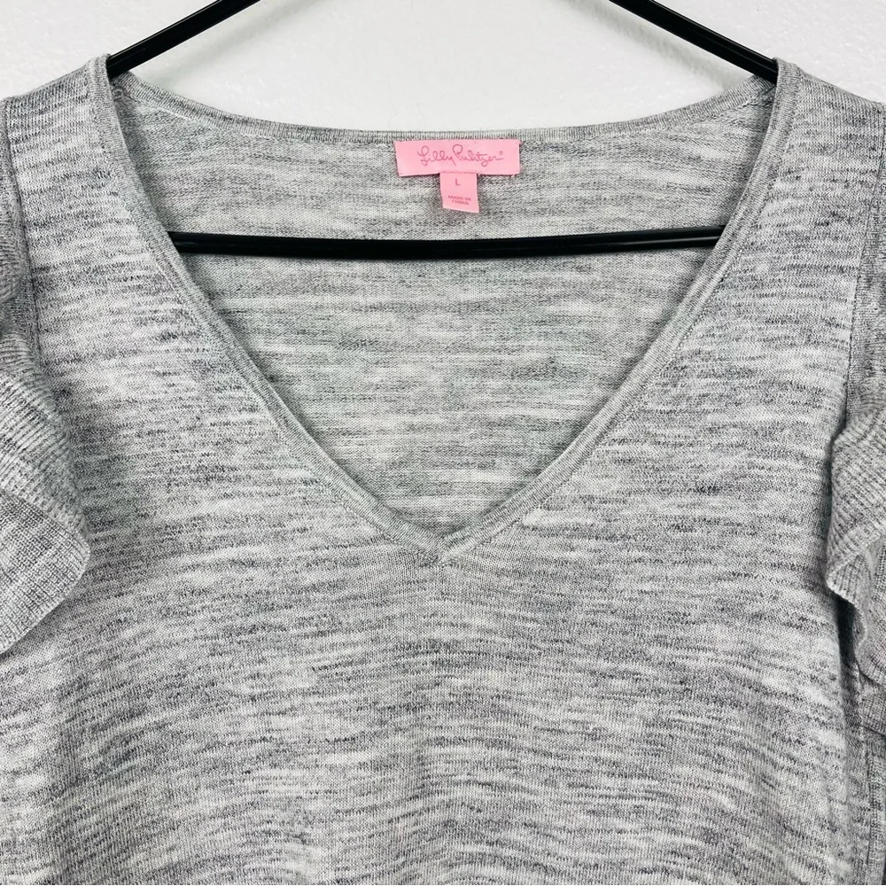 Lilly Pulitzer Large Fresca Ruffled Heather Gray Wool V-Neck Pullover Sweater